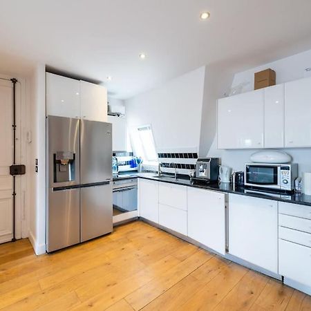 Appartement Vue Tour Eiffel Париж Екстериор снимка